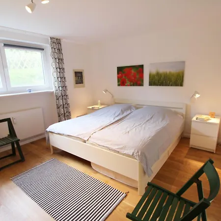 Cosima - Im Grund 29, App 76 *